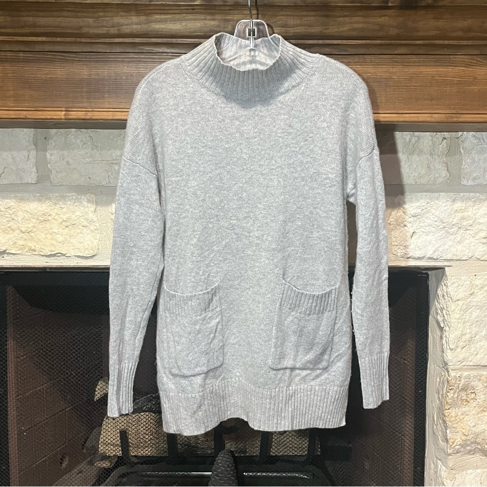 Ann Taylor Wool Cashmere Blend Sweater Size Small